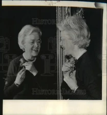 1964 Press Photo Senator Margaret Chase Smith in Washington, D.C. - mjc13724