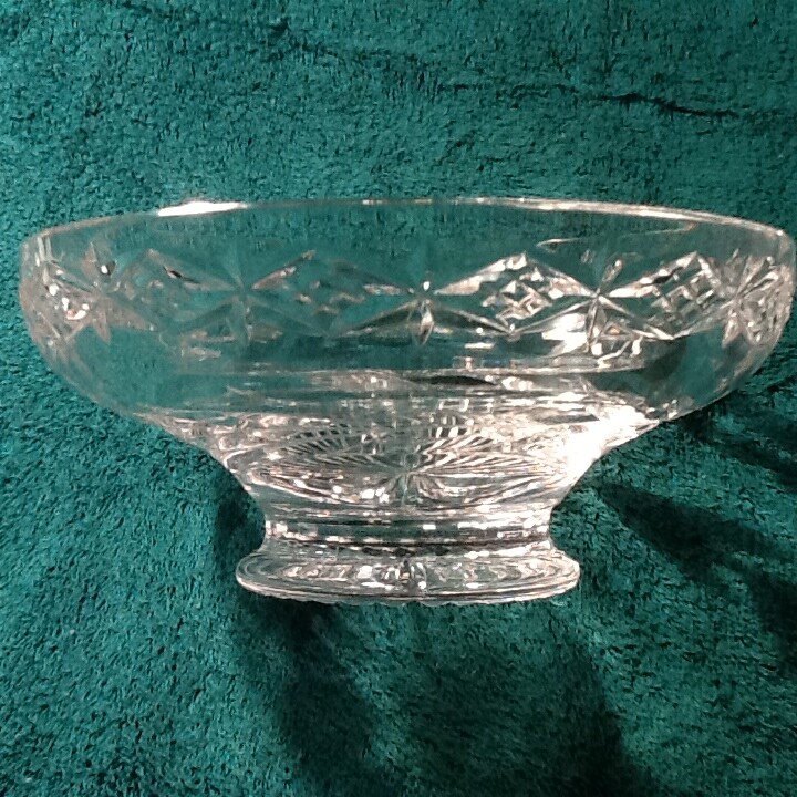 TIPPERARY IRISH CUT CRYSTAL FOOTED BOWL 6-3/8 x 2-7/8    #- 19041-?