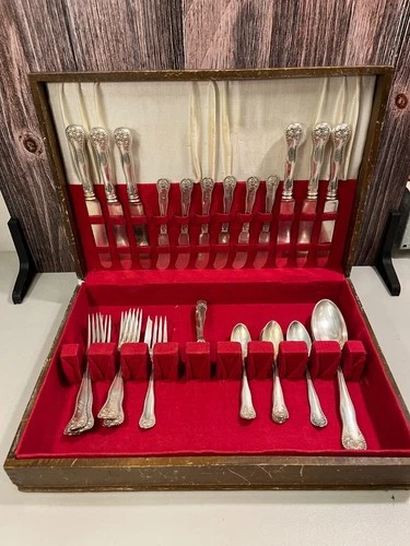 Gorham Lancaster Sterling Silver Flatware Set, 29 Pieces (DIEB)