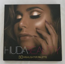 Huda Beauty 3D Highlighter Palette Golden Sands Edition 4 Shades - NIB