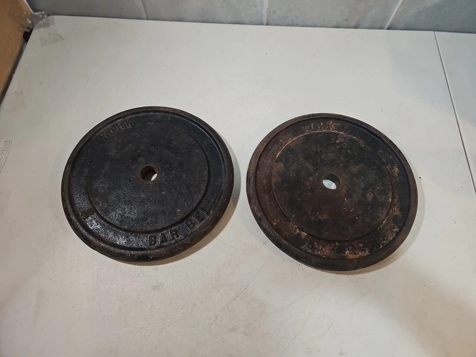York Barbell 25 LB Standard Size Weight Plates. 1in. hole(Pairx2) Rare, Vintage - Image 4 of 4