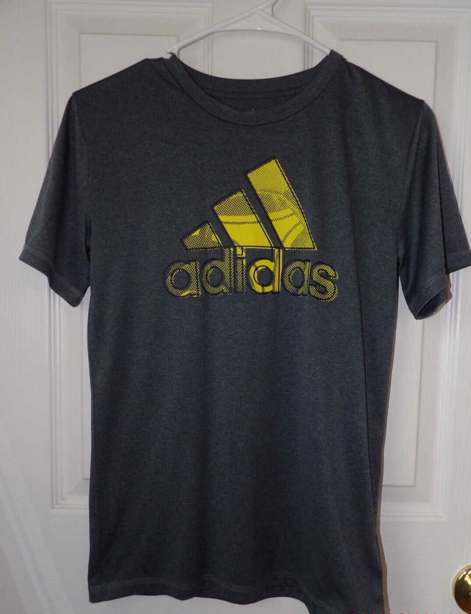 Boys Adidas T-Shirt Size M Medium 10-12 Gray Logo Short Sleeve CR31