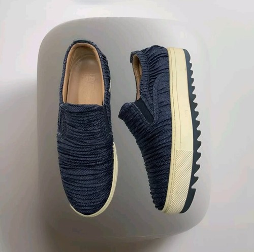 Salvatore Ferragamo ANSON Blue Sneaker size 6 EEE - Picture 3 of 14
