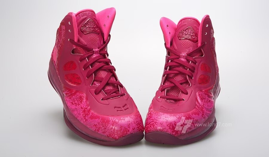 nike hyperposite pink