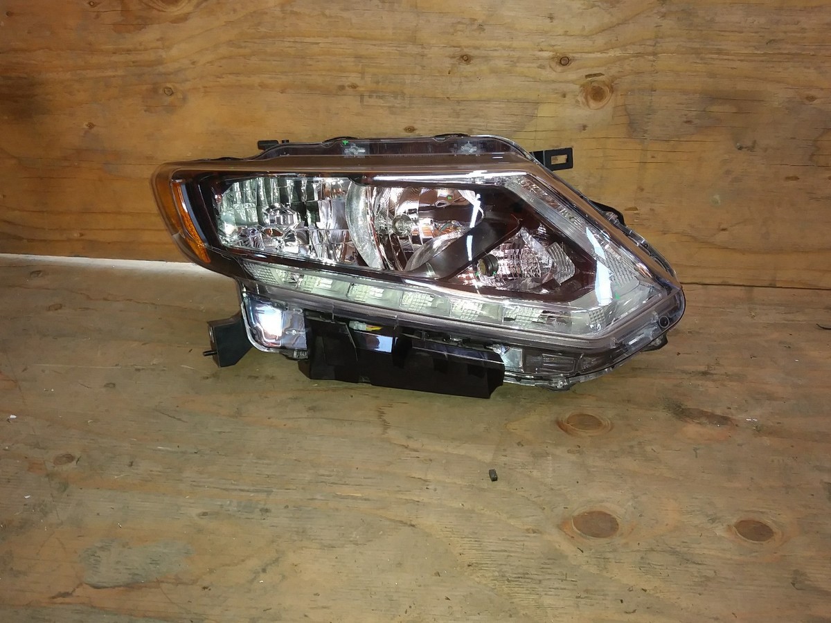 日野自動車　LAMP ASSY RR 224-35031 純正品 Genuine 266006GA0C Nissan Nismo 370Z Lamp Assy-Daytime Running RH