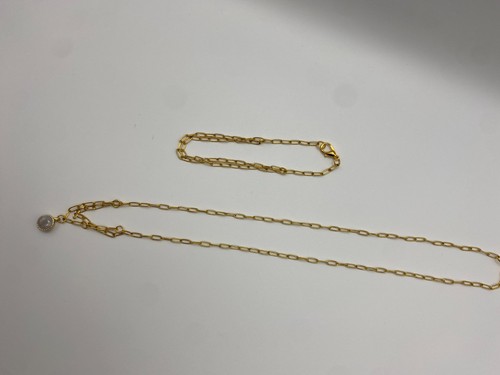 18" Necklace and bracelet set, papaerclip charm in gold, - Picture 7 of 7