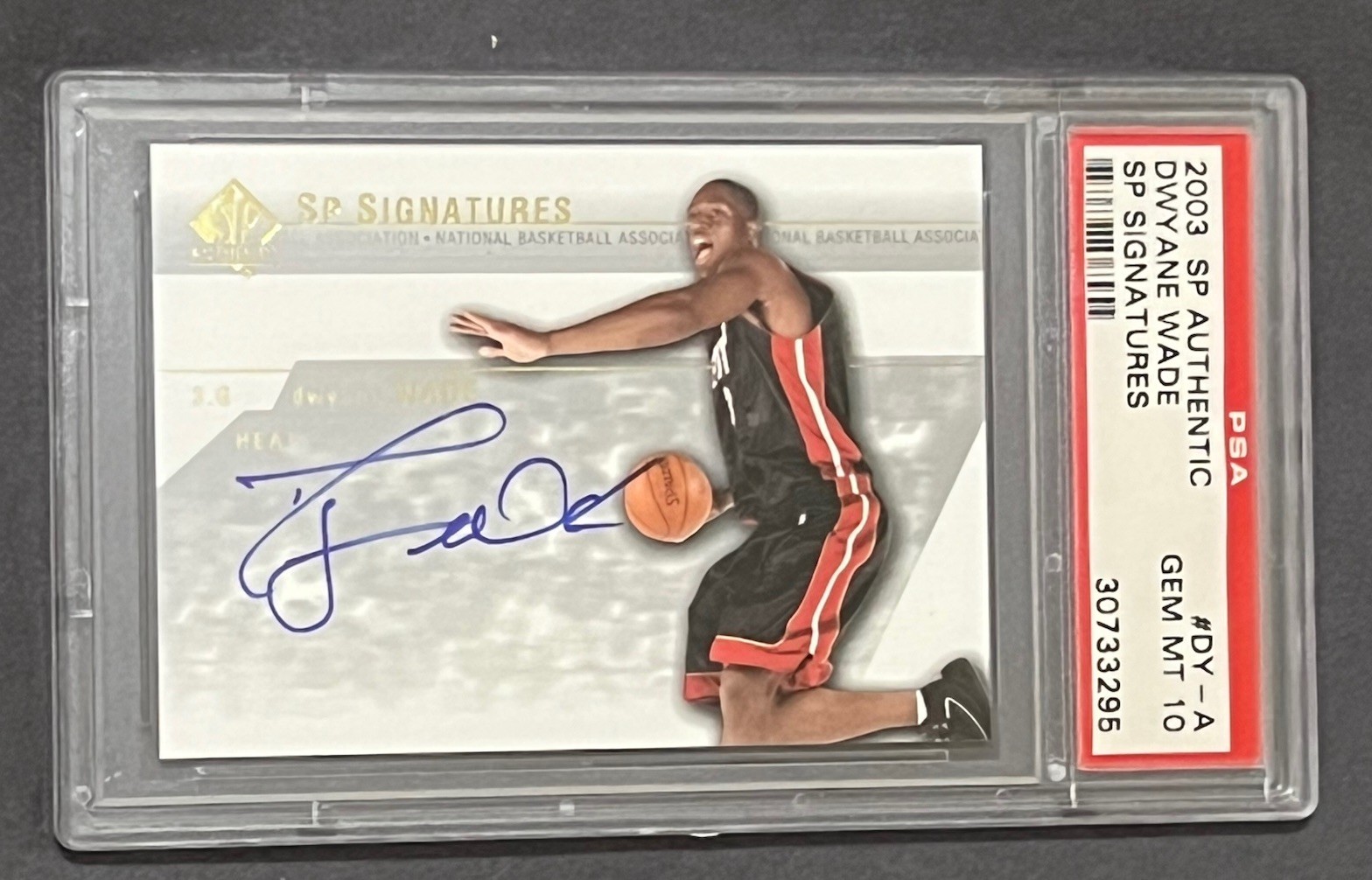 2003 SP Authentic Dwyane Wade Rookie RC SP Signatures Auto #DY-A PSA 10 Gem Mint