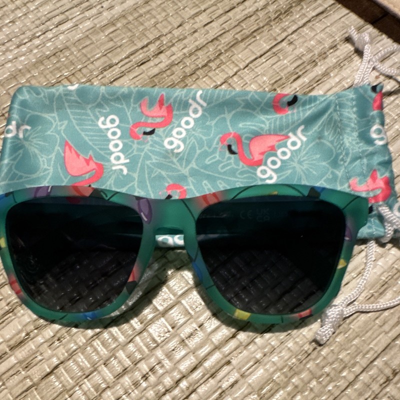 New High Voltage Holiday Cheer goodr Square Running Sunglasses Very Hard To Find