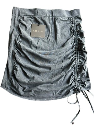 NWT LE LIS Brand Size Medium Charcoal Gray Lightweight Stretchy Mini Skirt #J1-5