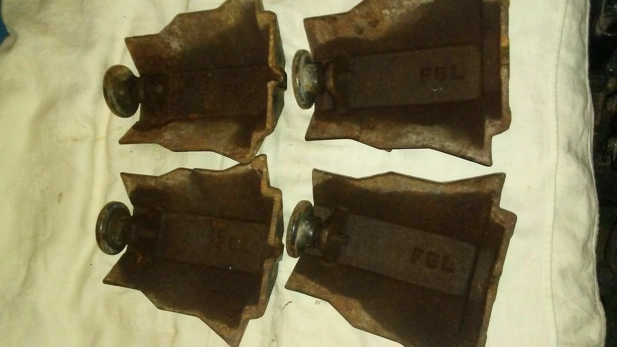 Vintage Jungers Oil Stove Heater parts cast iron legs, oil tank | eBay