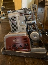 AMPRO PROJECTOR 1940's pretty good condition projector and speaker works 