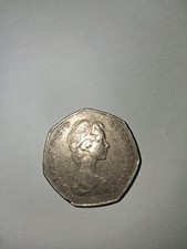 1970 NEW PENCE 50 ELIZABETH-II-D-G-REG-F-D GREAT BRITAIN COIN. E11 Jb