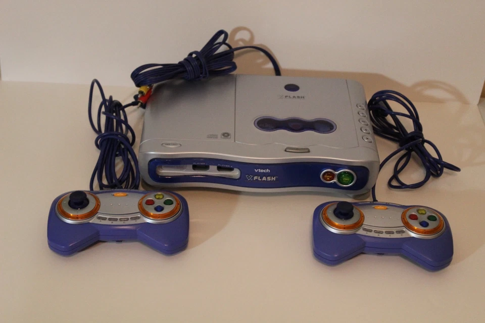 Vtech V. Flash Home Entertainment System with Spiderman Game - Not tested. - Image 2 of 4