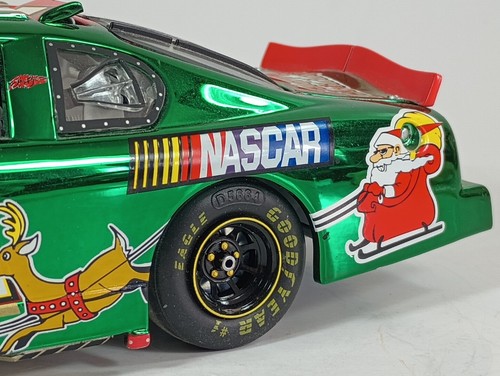 Chevy Monte Carlo Team Caliber Holiday 2002 cromo verde escala 1/24. 1 de 3.120 - Imagen 14 de 24