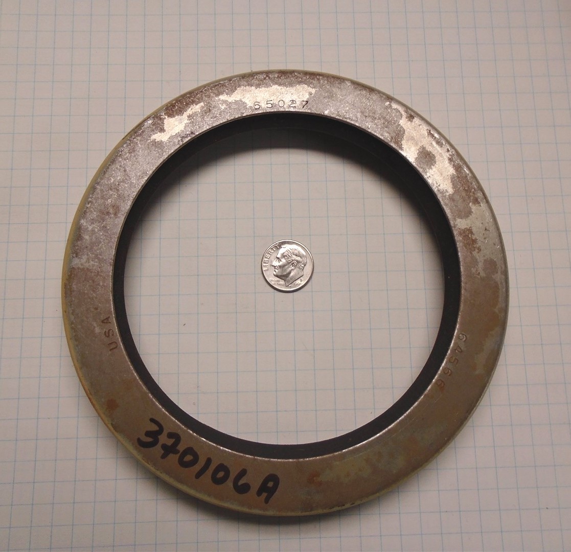 GMC TRUCK, EATON OIL SEAL NATIONAL# 370106A NEW OLD STOCK REAR WHEEL NEW OLD ST