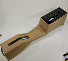 Oldsmobile Firenza Automatic Floor Shift Center Console Tan Oldsmobile Firenza Automatic Floor Shift Center Console Tan