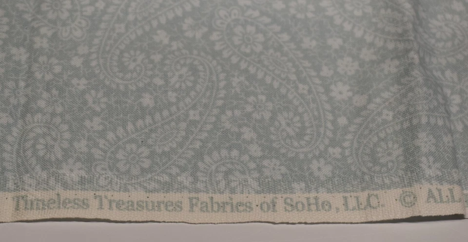 Cotton TIMELESS TREASURES FABRICS FAT QUARTER pale gray blue PAISLEY FLORAL - Image 2 of 3