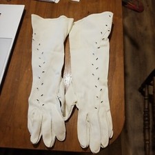 Vintage Ladies Long White Gloves With Beads
