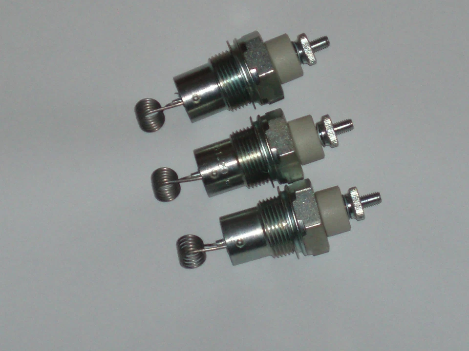 3x GLÜHKERZEN DIESELHEIZUNG SIROKKO STANDHEIZUNG DDR HA01 6V / 17Am Heizgeräte