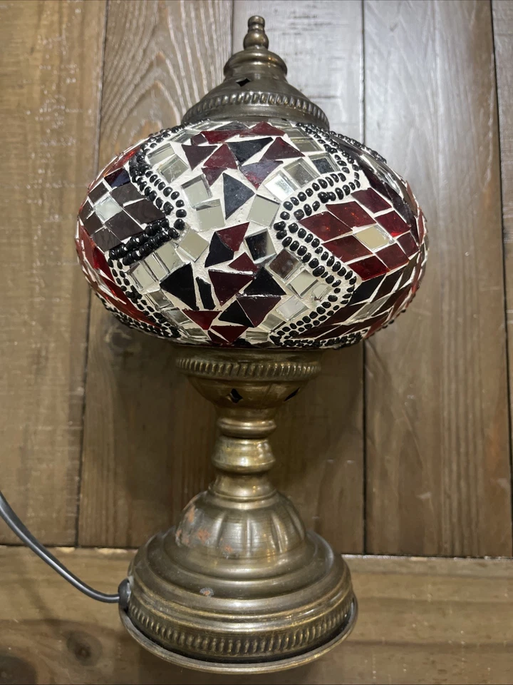 Vintage Turkish Mosaic Table Lamp Stained Glass Red White Brass Base - Image 2 of 4