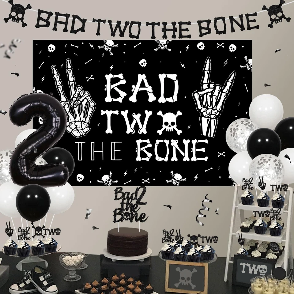 Decoraciones de cumpleaños Bad Two The Bone Bad 2 The Bone telón de fondo música temática 2n... Foto 2 de 4
