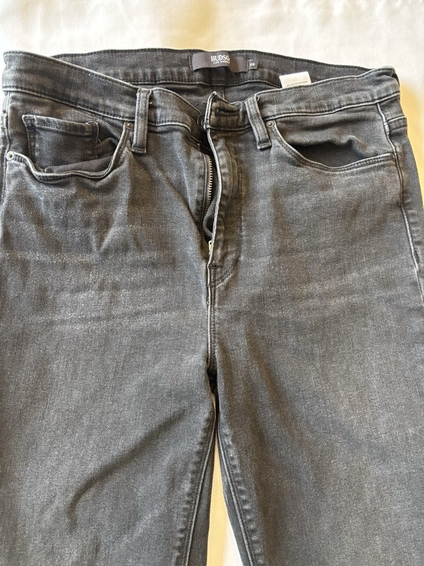 Hudson Los Angeles Barbara Super Skinny Blue Jeans Denim Size 29 color Black