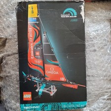 LEGO TECHNIC Emirates Team New Zealand Ac75 Yacht SET 42174 New with Box Damage