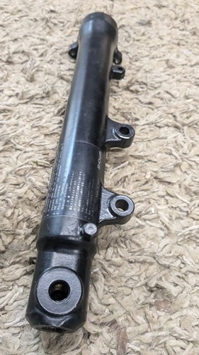 Yamaha RZ250 RD250YPVS RD350LC Left Fork Leg Genuine NOS #G43 - Imagen 12 de 14