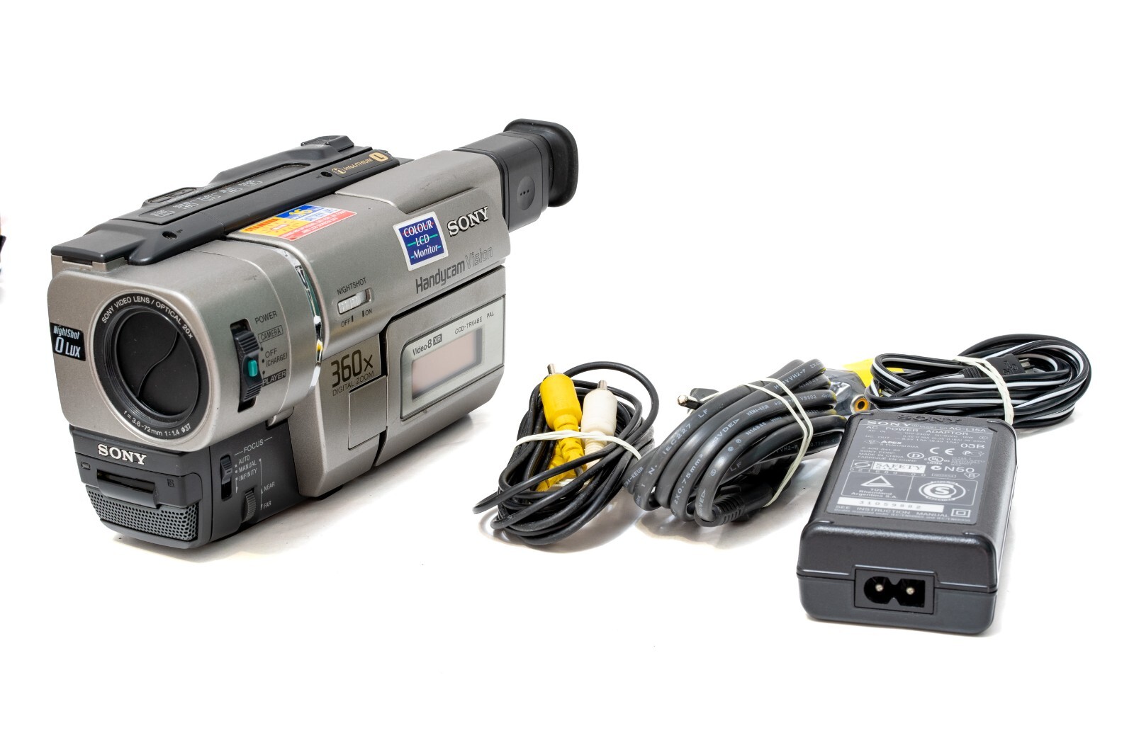 Videocamera Sony Handycam Vision CCDTRV48E PAL Video8 XR 360X Video