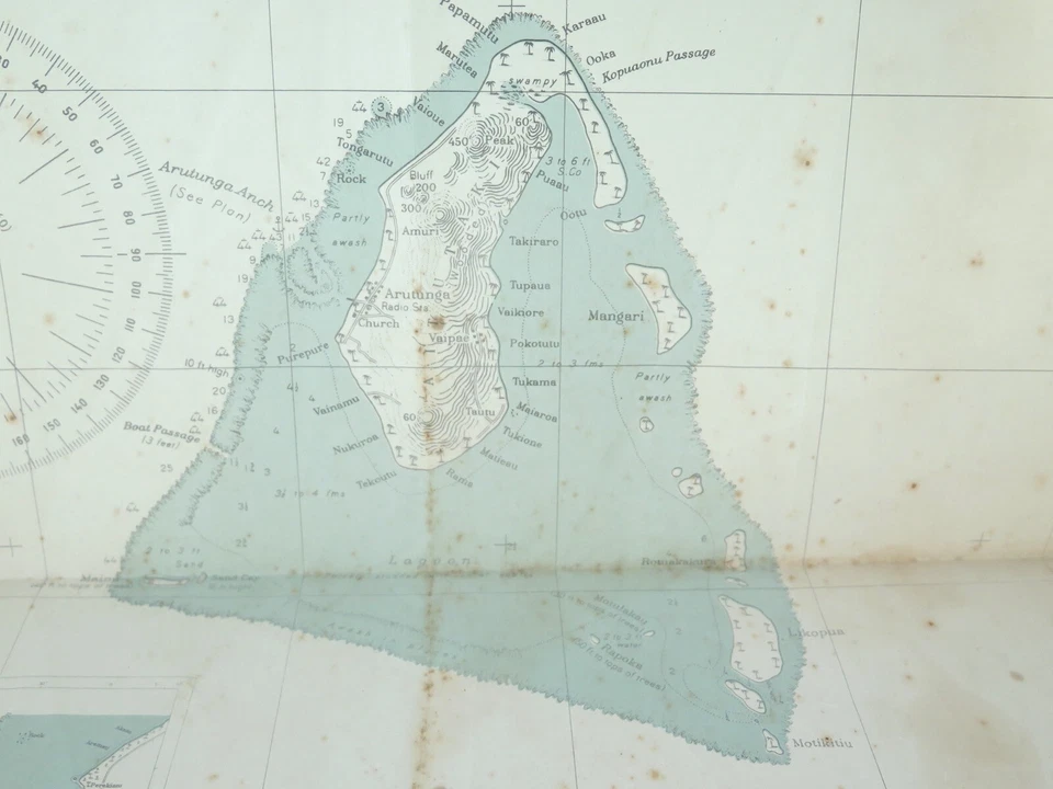 Raro mapa náutico y terrestre muy grande de la Segunda Guerra Mundial de Aitutaki, Islas Cook, Pacífico. Foto 2 de 4