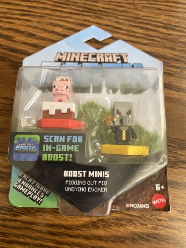 Minecraft Earth Boost Minis Pigging Out Pig & Undying Evoker Figure 2-Pack - Picture 3 of 6