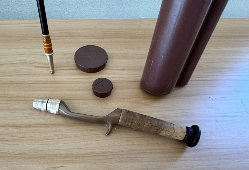 Vara de pesca vintage Browning Silaflex fibra de vidro 5'6" 2 peças em estojo rígido - Imagem 3 de 4