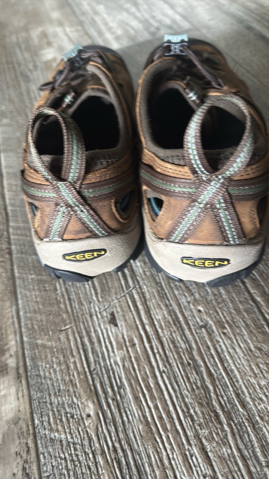 Sandali da uomo Keen impermeabili resistenti da trekking taglia 10