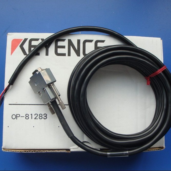 Keyence OP-81283 Communications Cable; 5M (used with DL-RS1A RS232