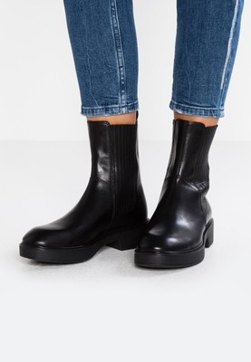 chelsea boots tall