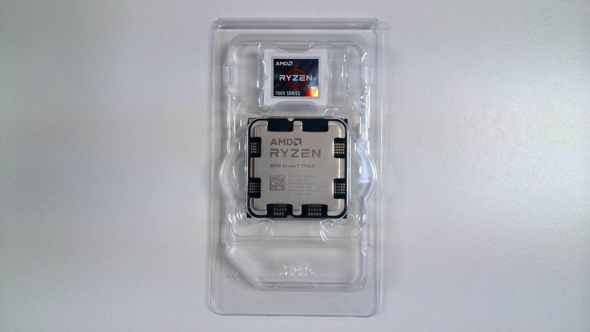 AMD Ryzen™ 7 7700X 8-Core, 16-Thread Unlocked Desktop