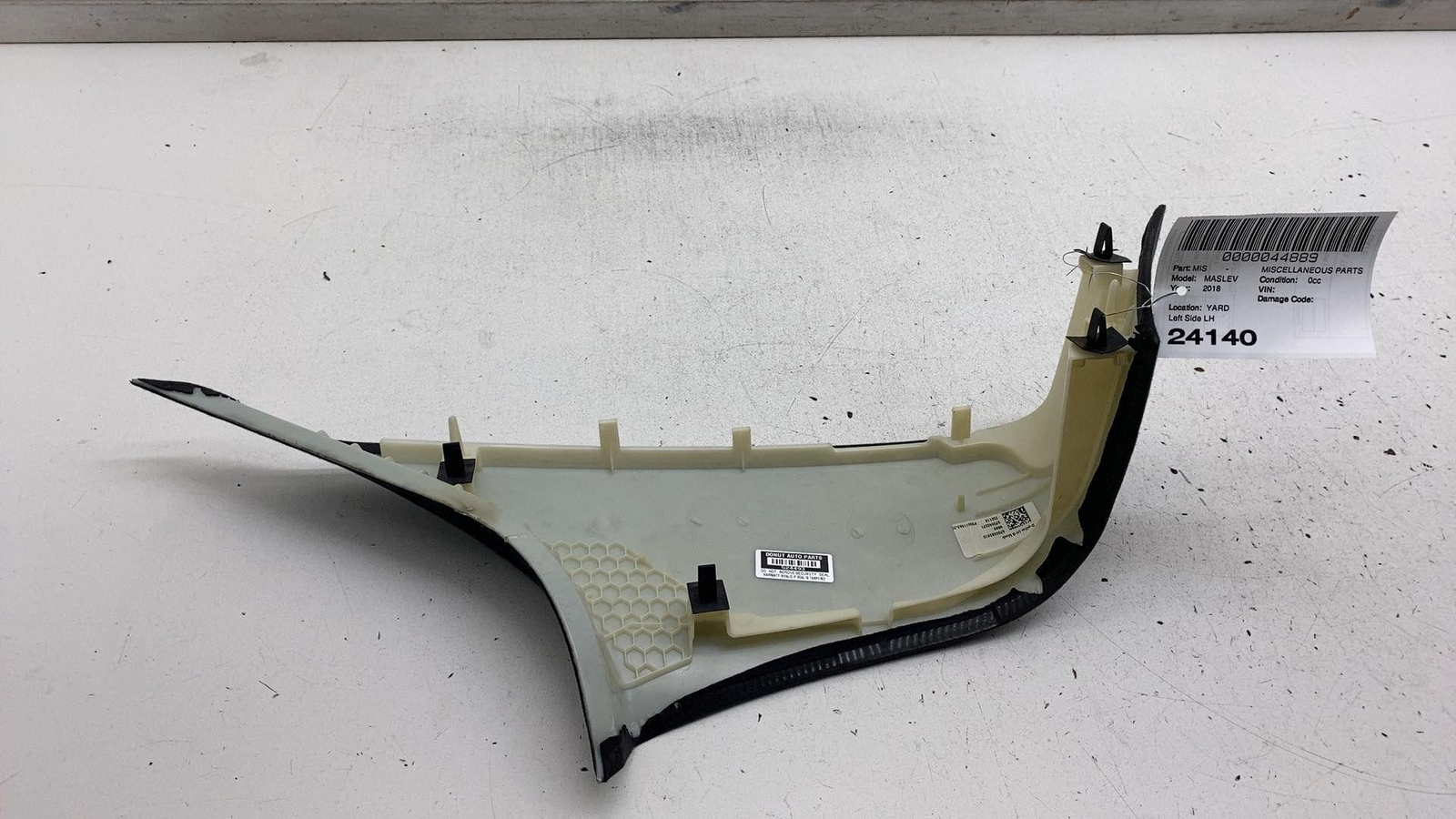 ⭕2017-2020 Maserati Levante Rear Driver Side D-Pillar Trim Panel Left 6700485910