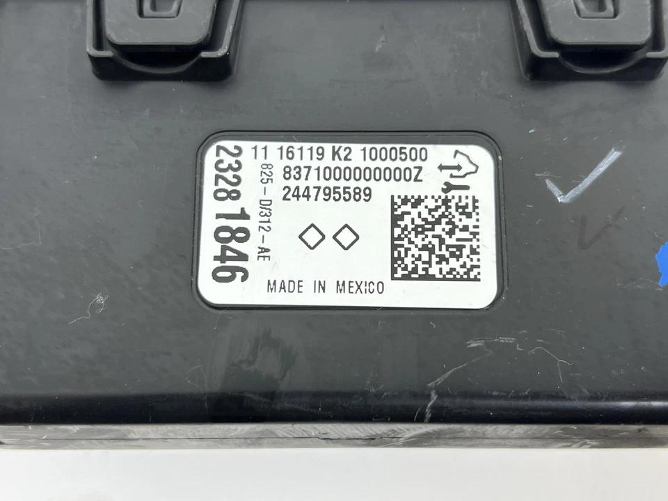 GMC Yukon XL 2016 módulo de control de puerta levadiza eléctrica 23281846 OEM Foto 3 de 4