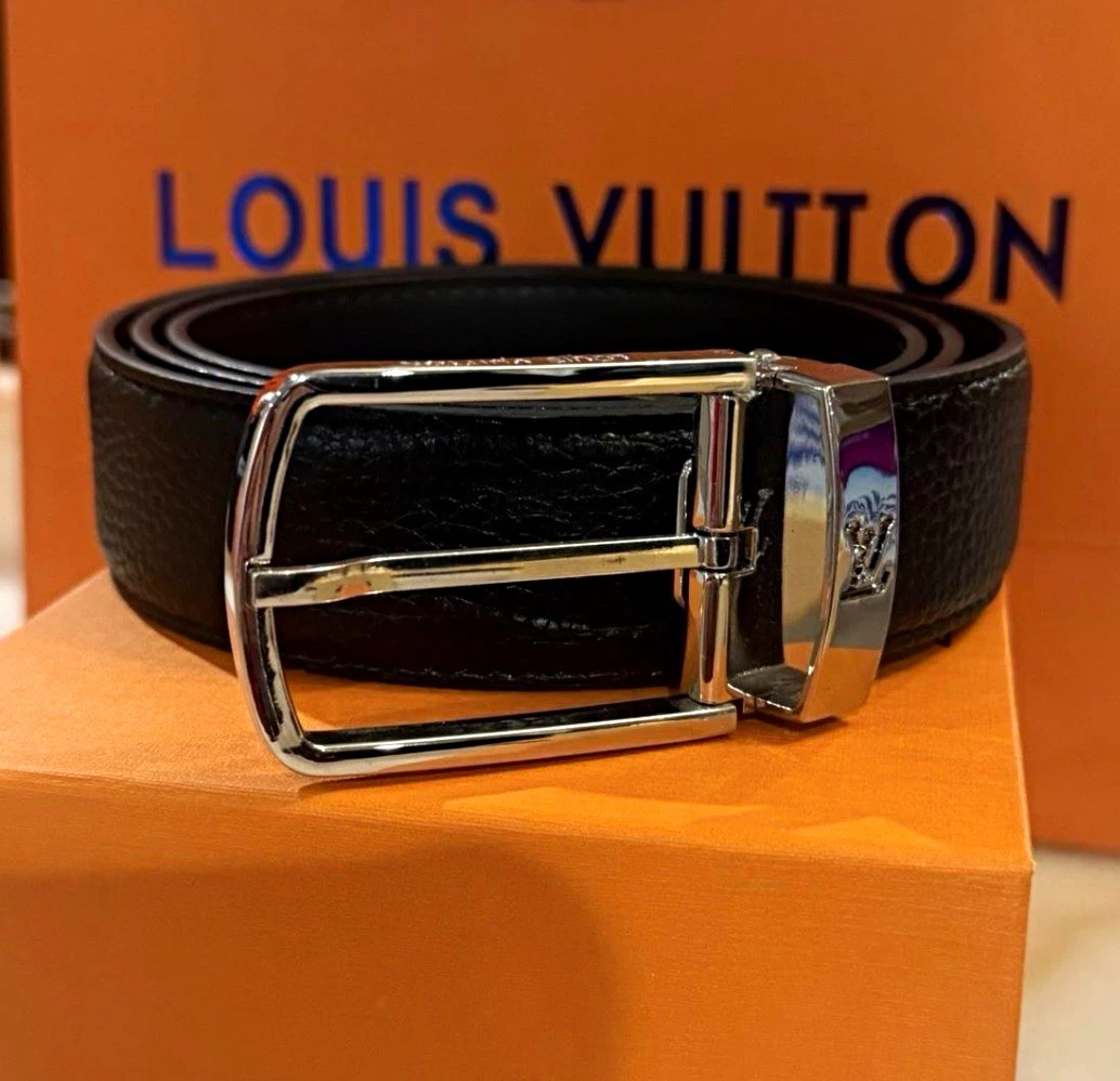 lv dress belt Men's Designer Belts: Premium Leather & Canvas Crafted from smooth calf leather Louis Vuitton Check Pattern Logo