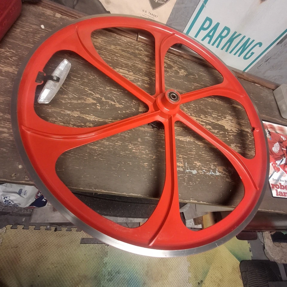 26 Inch MONGOOSE OEM Metal Mag Off  GRUDGE REAR WHEEL - image 4 of 4