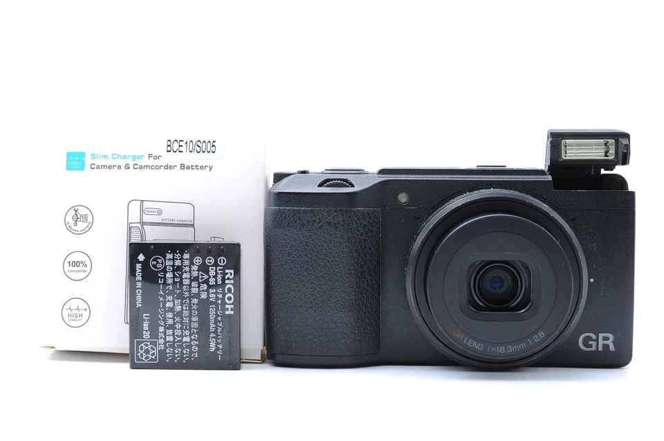 Excellent+5 RICOH GR II 16.2 MP Compact Digital Camera Black Shutter 16814 - Image 2 of 4