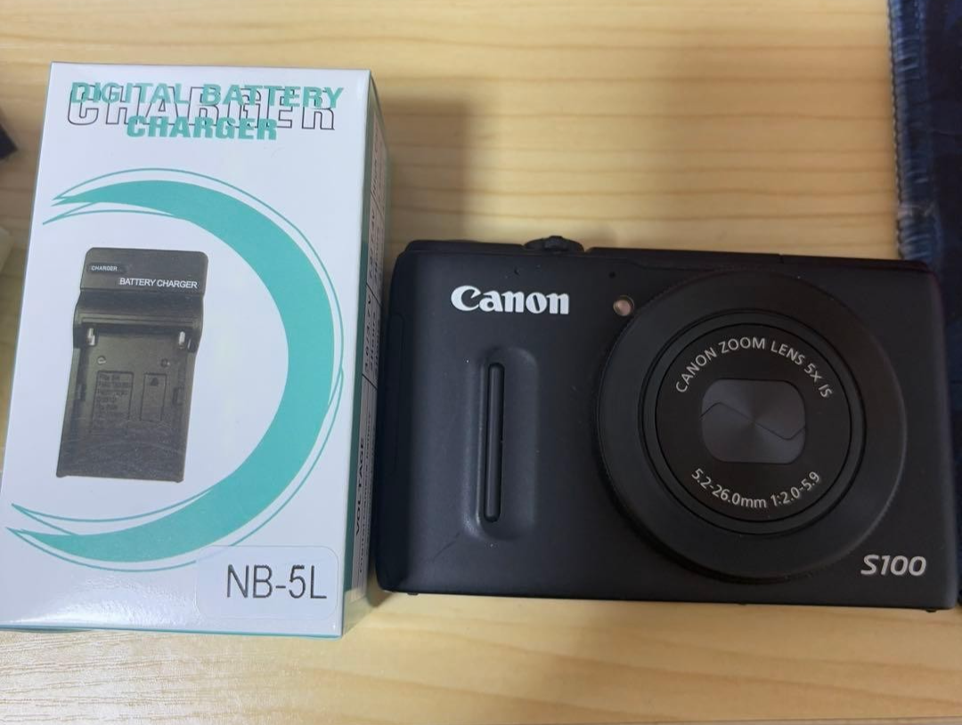 Canon Powershot S100 Digital Camera Black Tested W/Battery