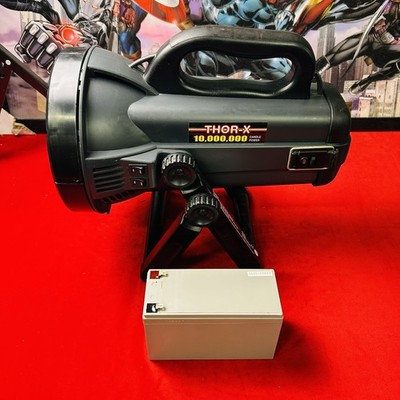 CYCLOPS  Colossus 10 Million Candlepower Rechargeable Spotlight (No Charger)