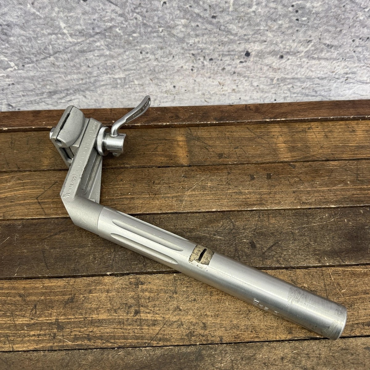 Vintage SR MTE-100 Adjustable Seatpost 26.4mm NOS Silver Japan