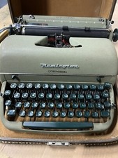 Vtg Remington Rand Quiet-Riter  Typewriter w/ Case. FREE SHIPPING  Miracle Tab thumbnail