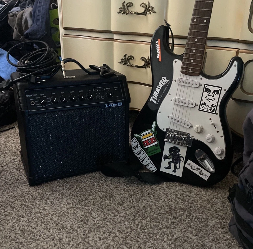 Equipo de guitarra Foto 3 de 4