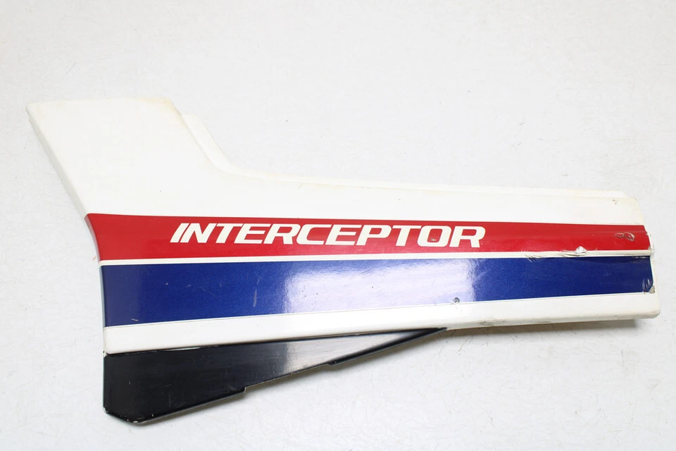 Honda Interceptor VF500 1985 Cubierta lateral izquierda Carenado Foto 2 de 4
