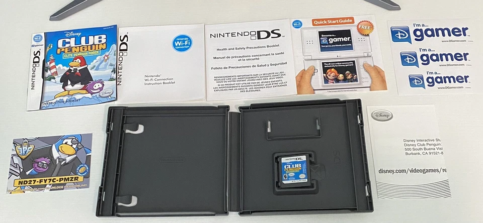 Club Penguin: Elite Penguin Force (Nintendo DS, 2008) CIB Complete - Image 4 of 4