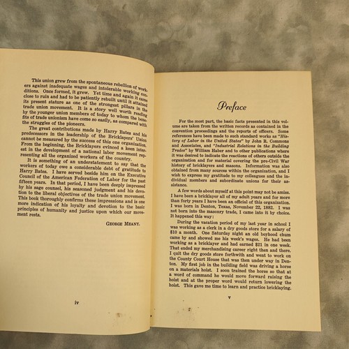 Bricklayers' Century of Craftsmanship – 1955 Hardcover Signed by Harry C. Bates - 第 23/24 張圖片