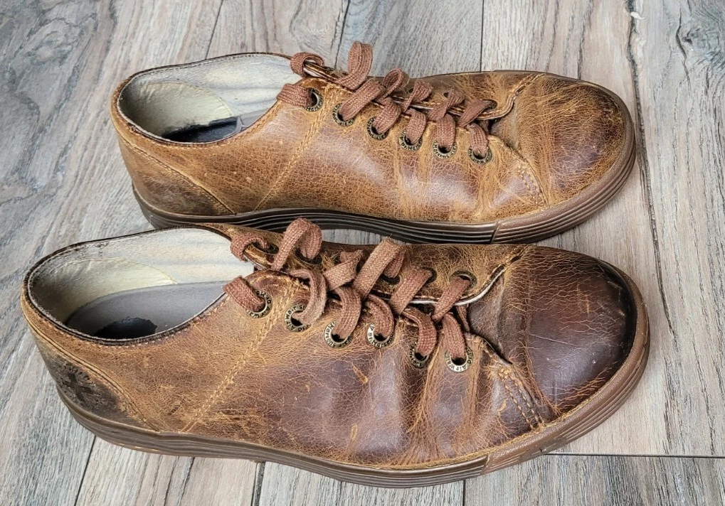 Pre owned hotsell dr martens